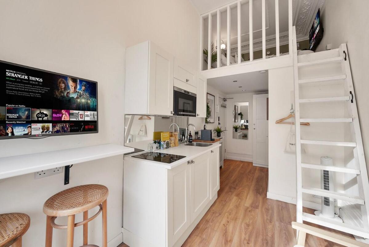 Apartment Chic Mezzanine With Balcony